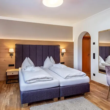 Hotel Sonnegg 4*